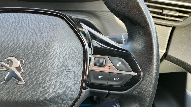 Peugeot 2008 1.2 PureTech Allure 5dr Petrol Estate